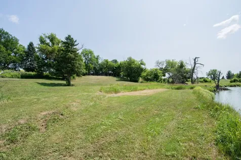 4503 S River Haven Road Moorhead MN 56560