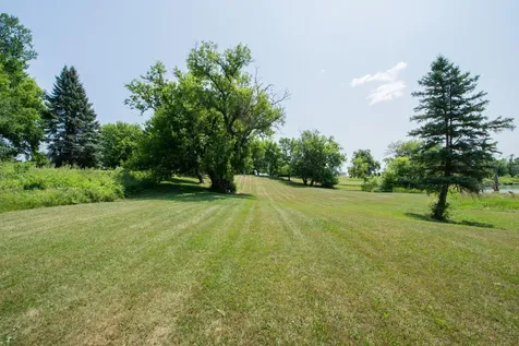 4503 S River Haven Road Moorhead MN 56560