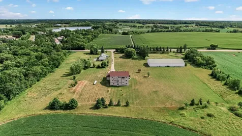 6040 Woodland Trail Greenfield MN 55357