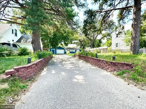 5011 Vera Cruz Avenue N Crystal MN 55429