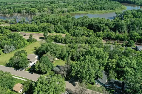 Tbd Lot 4 & 6 W Beaver Street Belle Plaine MN 56011