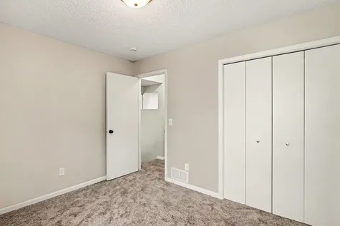 48 Maple Island Road Burnsville MN 55306