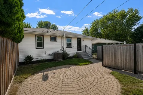 1644 Oregon Avenue S Saint Louis Park MN 55426
