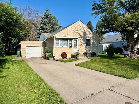 1215 Douglas Avenue Worthington MN 56187