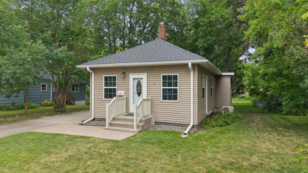 207 2nd Avenue NW Buffalo MN 55313