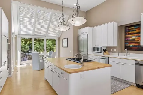 16458 Ringer Road Minnetonka MN 55391