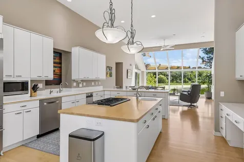 16458 Ringer Road Minnetonka MN 55391