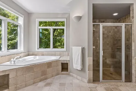 16458 Ringer Road Minnetonka MN 55391