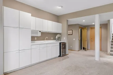 16458 Ringer Road Minnetonka MN 55391