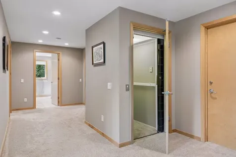 16458 Ringer Road Minnetonka MN 55391