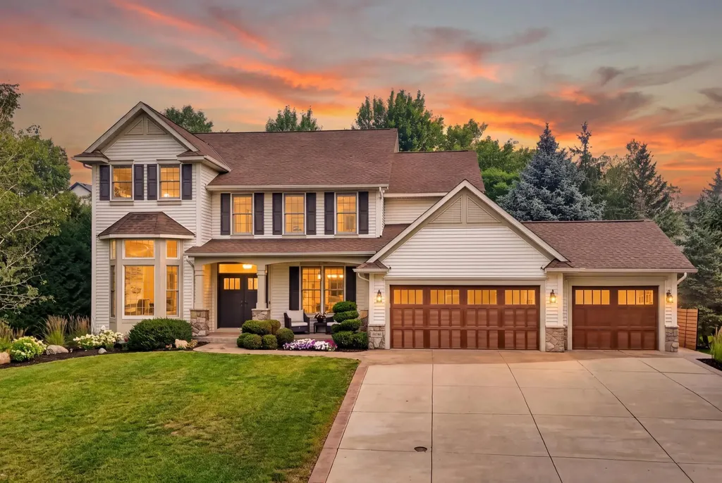 19044 Inndale Drive Lakeville MN 55044