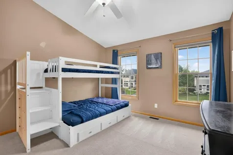 19044 Inndale Drive Lakeville MN 55044