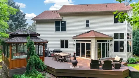 19044 Inndale Drive Lakeville MN 55044
