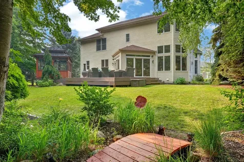 19044 Inndale Drive Lakeville MN 55044