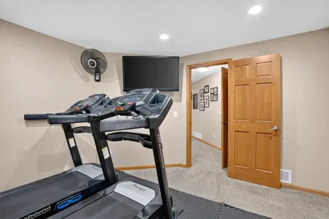 19044 Inndale Drive Lakeville MN 55044