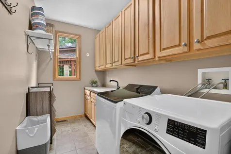 19044 Inndale Drive Lakeville MN 55044