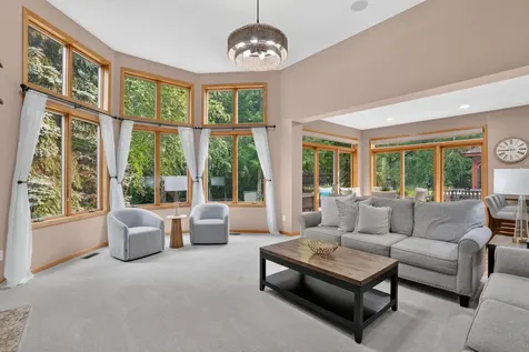 19044 Inndale Drive Lakeville MN 55044