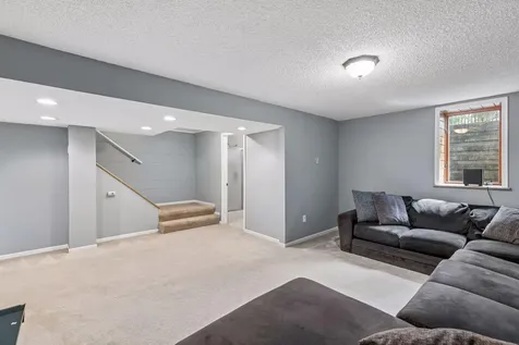 5875 Upper 182nd Street W Farmington MN 55024