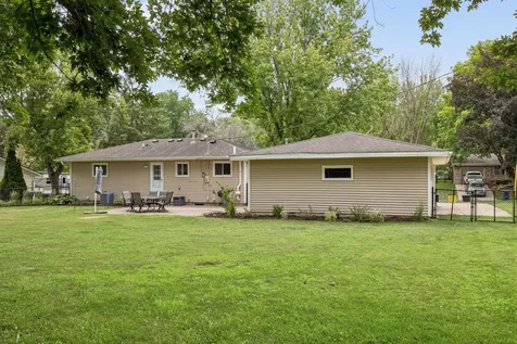5875 Upper 182nd Street W Farmington MN 55024