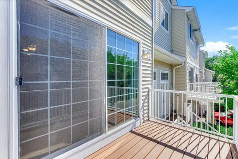 428 Willoughby Way W Minnetonka MN 55305