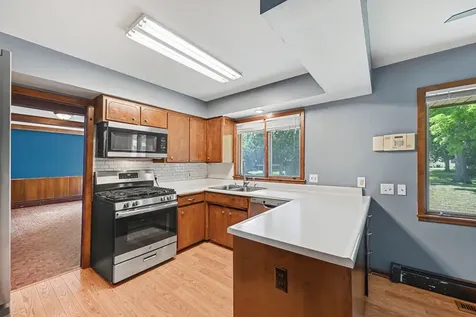 206 Lincoln Avenue S New Prague MN 56071