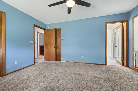 206 Lincoln Avenue S New Prague MN 56071