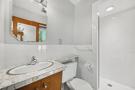 206 Lincoln Avenue S New Prague MN 56071