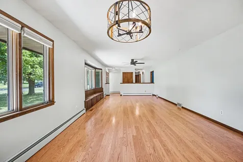 206 Lincoln Avenue S New Prague MN 56071