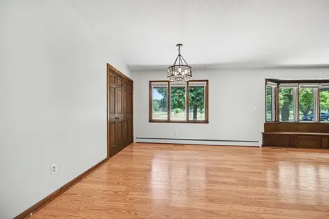 206 Lincoln Avenue S New Prague MN 56071