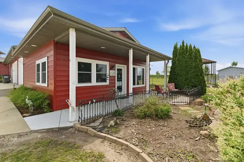 20811 Ocean Road Janesville MN 56048