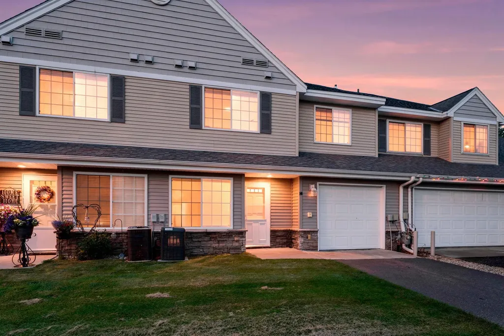 345 Roosevelt Street S Cambridge MN 55008