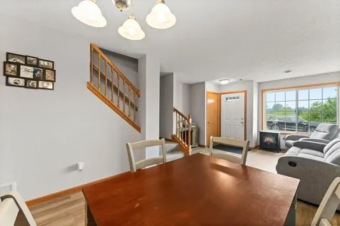345 Roosevelt Street S Cambridge MN 55008