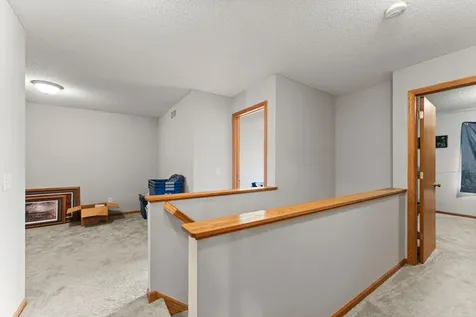345 Roosevelt Street S Cambridge MN 55008