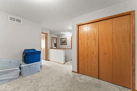 345 Roosevelt Street S Cambridge MN 55008