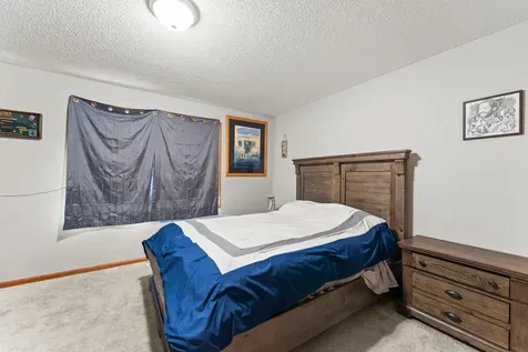 345 Roosevelt Street S Cambridge MN 55008