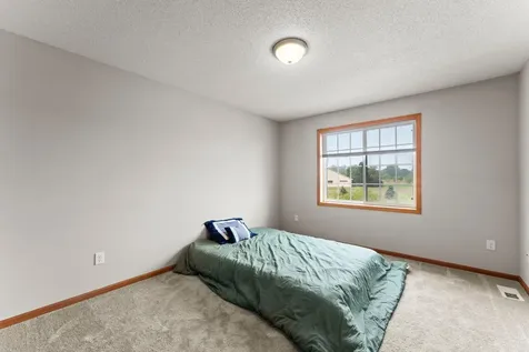 345 Roosevelt Street S Cambridge MN 55008