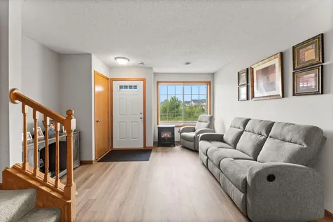345 Roosevelt Street S Cambridge MN 55008
