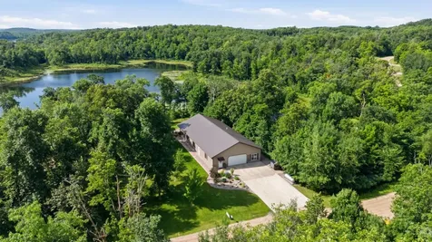 32955 Carlson Drive Rochert MN 56578