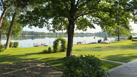 1037 Hamlet Drive N Avon MN 56310