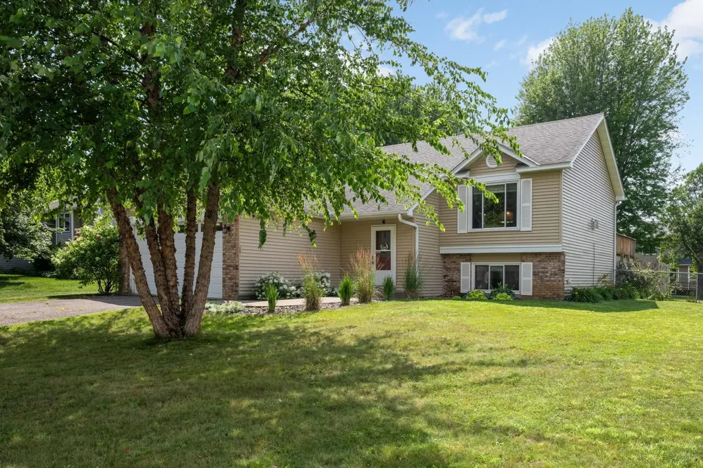 4089 Pennsylvania Avenue Eagan MN 55123