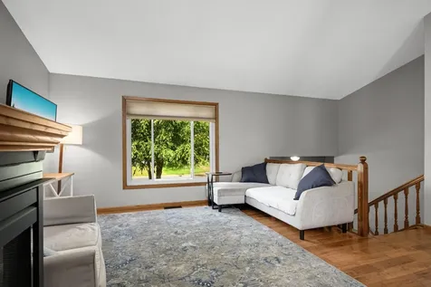 4089 Pennsylvania Avenue Eagan MN 55123