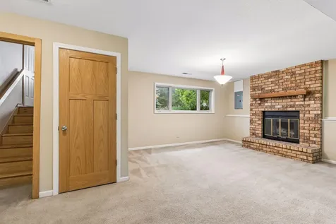 5707 125th Street W Apple Valley MN 55124