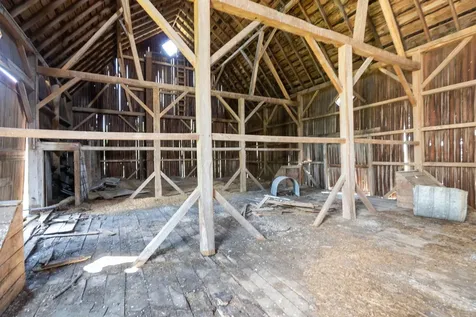 8315 Greenfield Road Loretto MN 55357