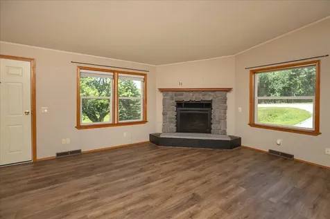 7300 30th Street SE Eyota MN 55934