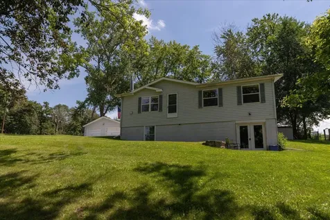 7300 30th Street SE Eyota MN 55934