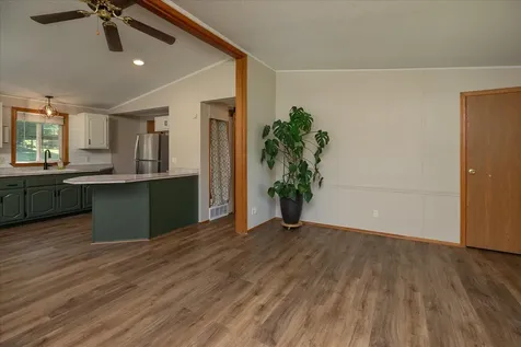 7300 30th Street SE Eyota MN 55934