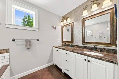2222 Scheffer Avenue Saint Paul MN 55116