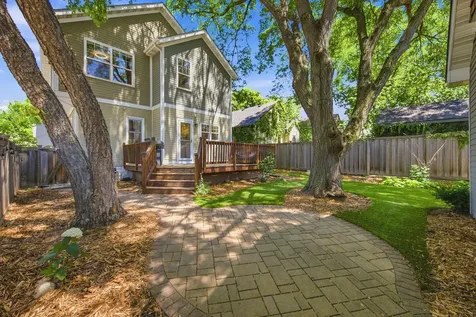 2222 Scheffer Avenue Saint Paul MN 55116