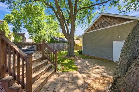 2222 Scheffer Avenue Saint Paul MN 55116