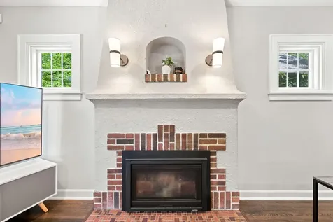 2222 Scheffer Avenue Saint Paul MN 55116
